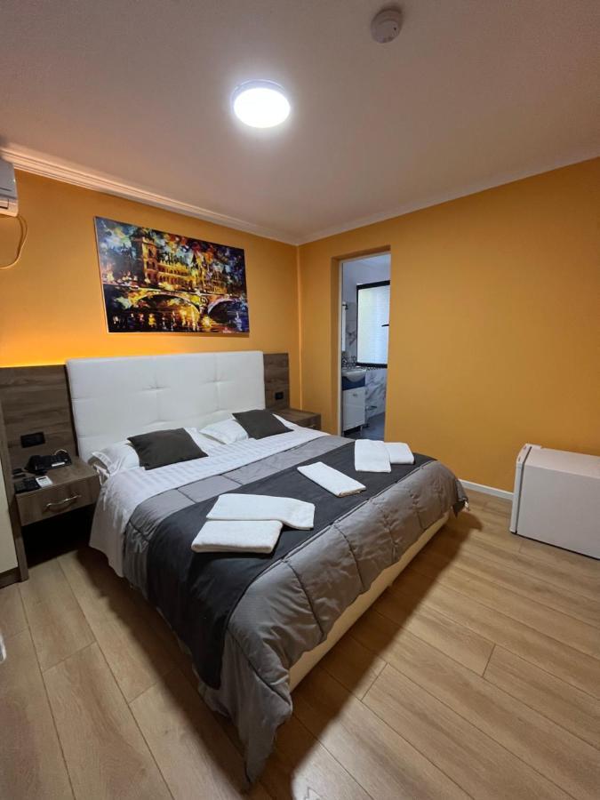 Marion Hotel Тирана Екстериор снимка