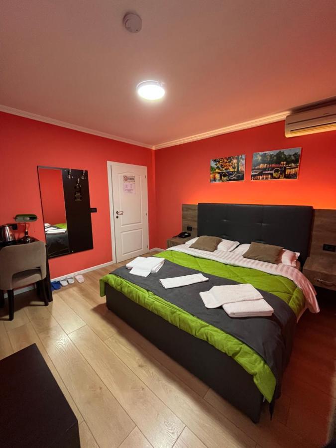 Marion Hotel Тирана Екстериор снимка