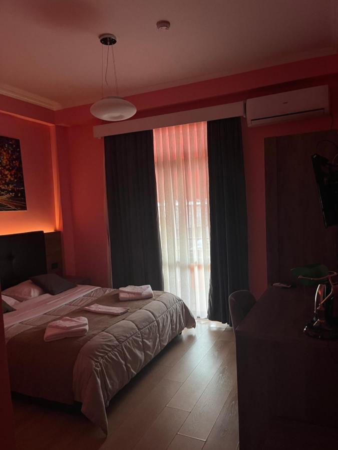 Marion Hotel Тирана Екстериор снимка