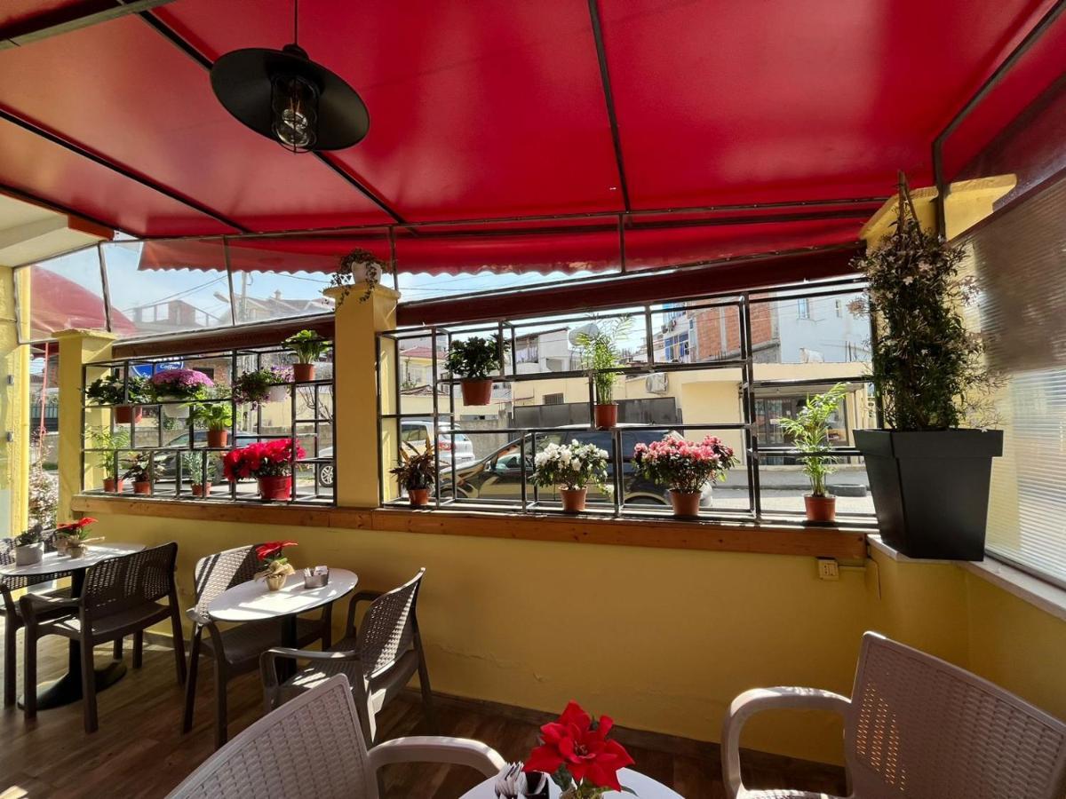 Marion Hotel Тирана Екстериор снимка